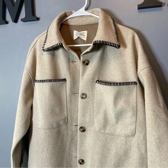 Ashley Outerwear oversized whipstitch blanket jacket women’s size small - Picture 2 of 10